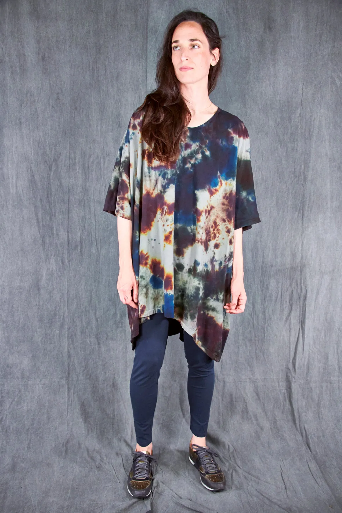 1581 Vertical Seamed Drawcord Art Tunic Kinetic 12