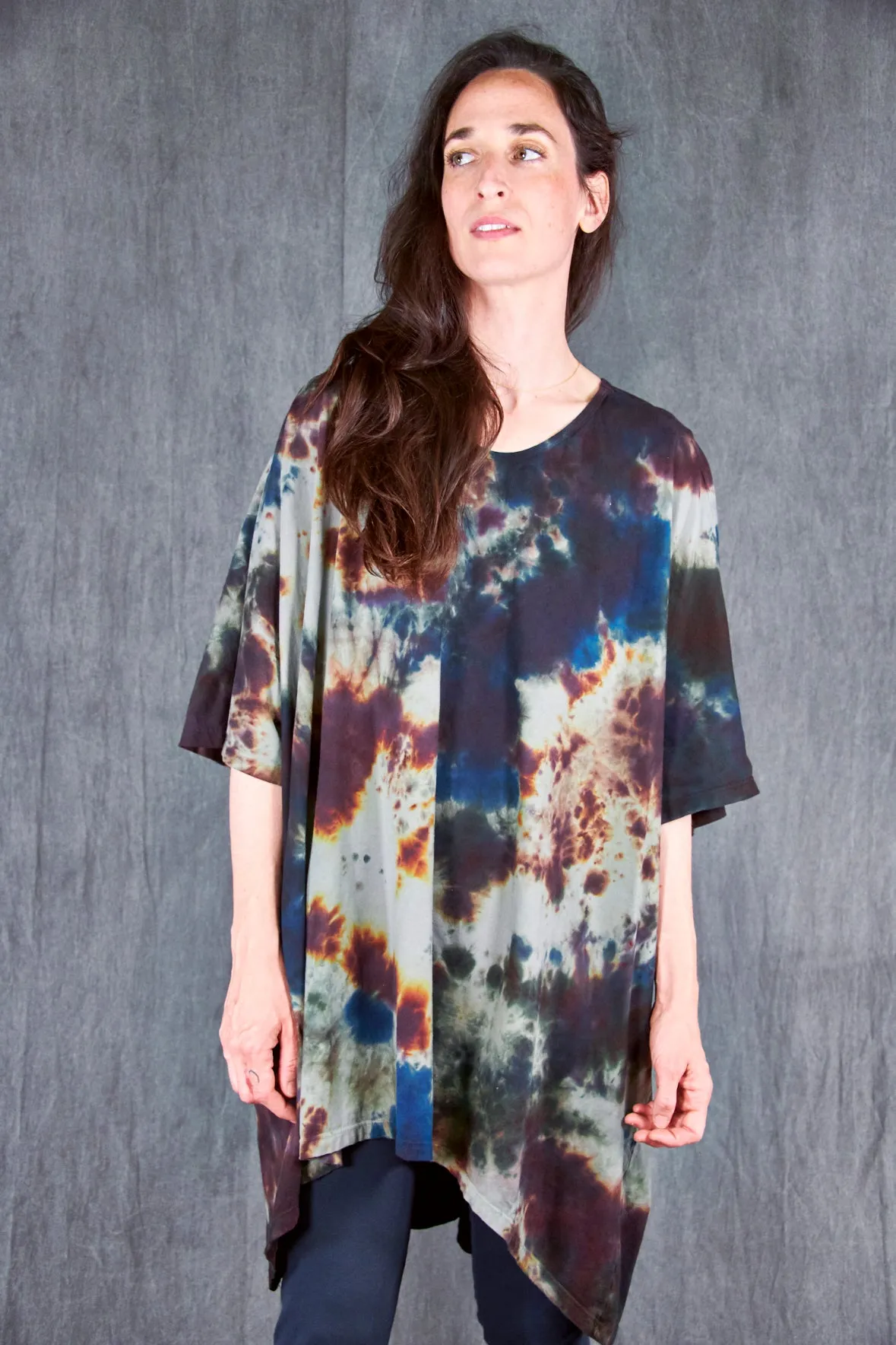 1581 Vertical Seamed Drawcord Art Tunic Kinetic 12