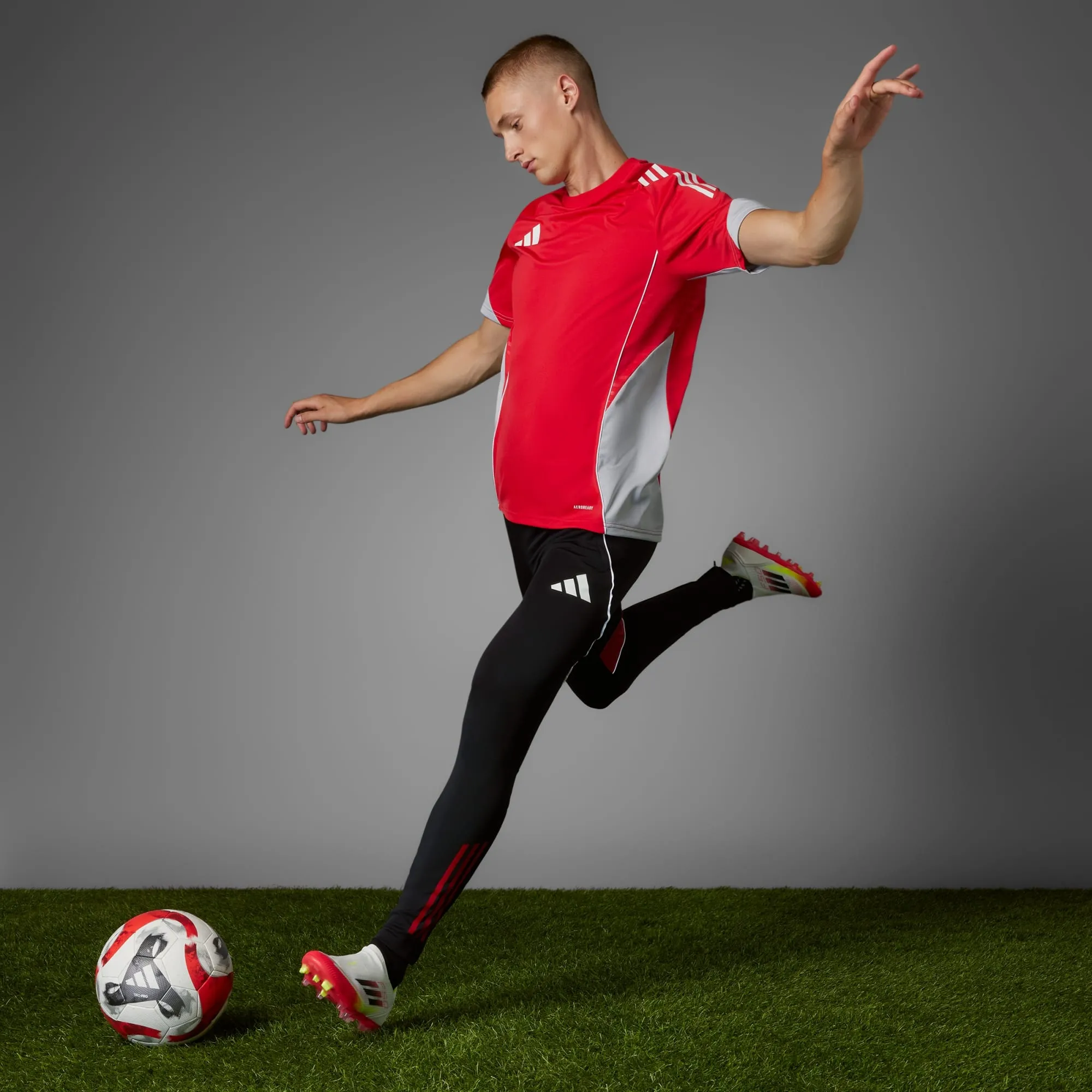 adidas F50 League Laceless Firm/Multi-Ground Boots