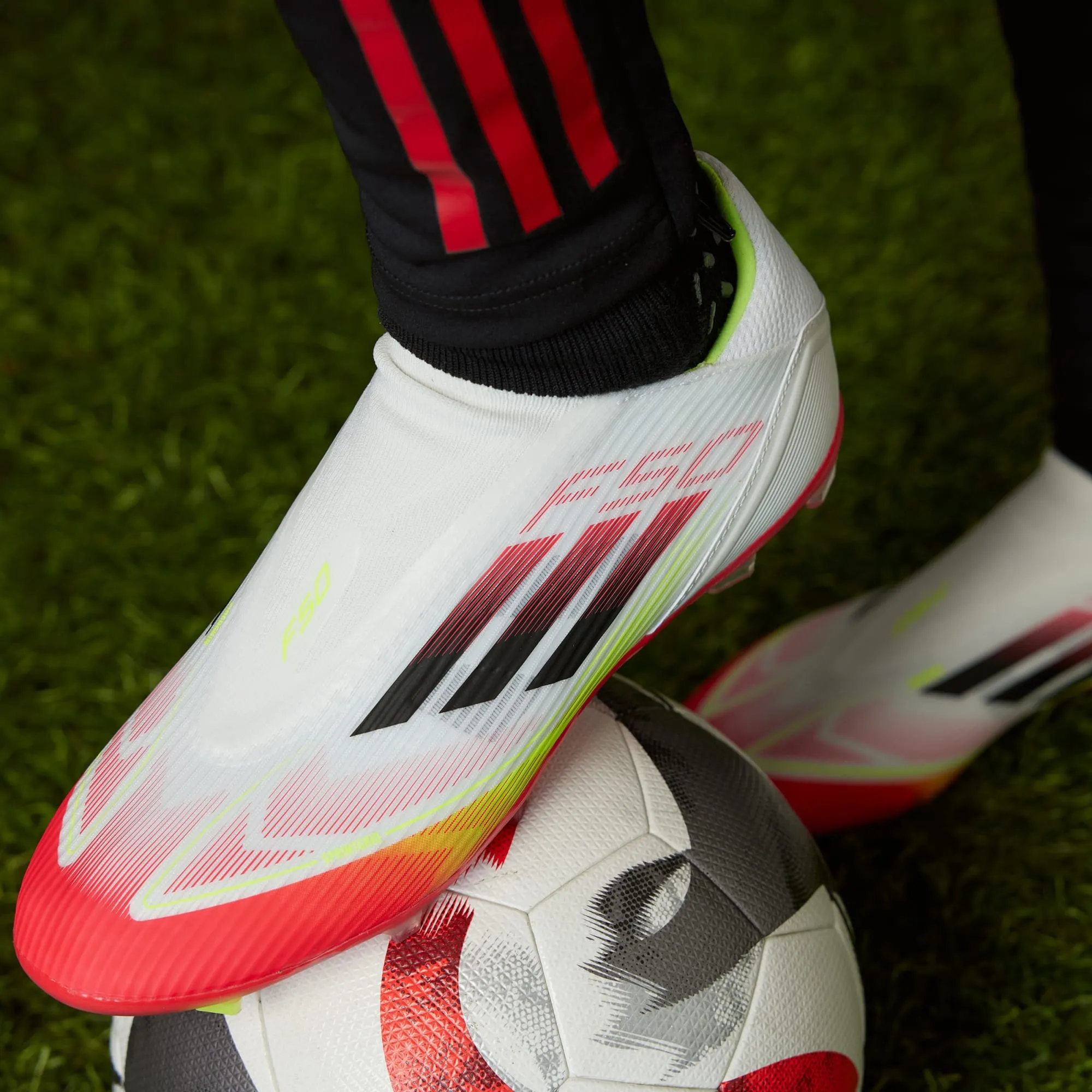 adidas F50 League Laceless Firm/Multi-Ground Boots