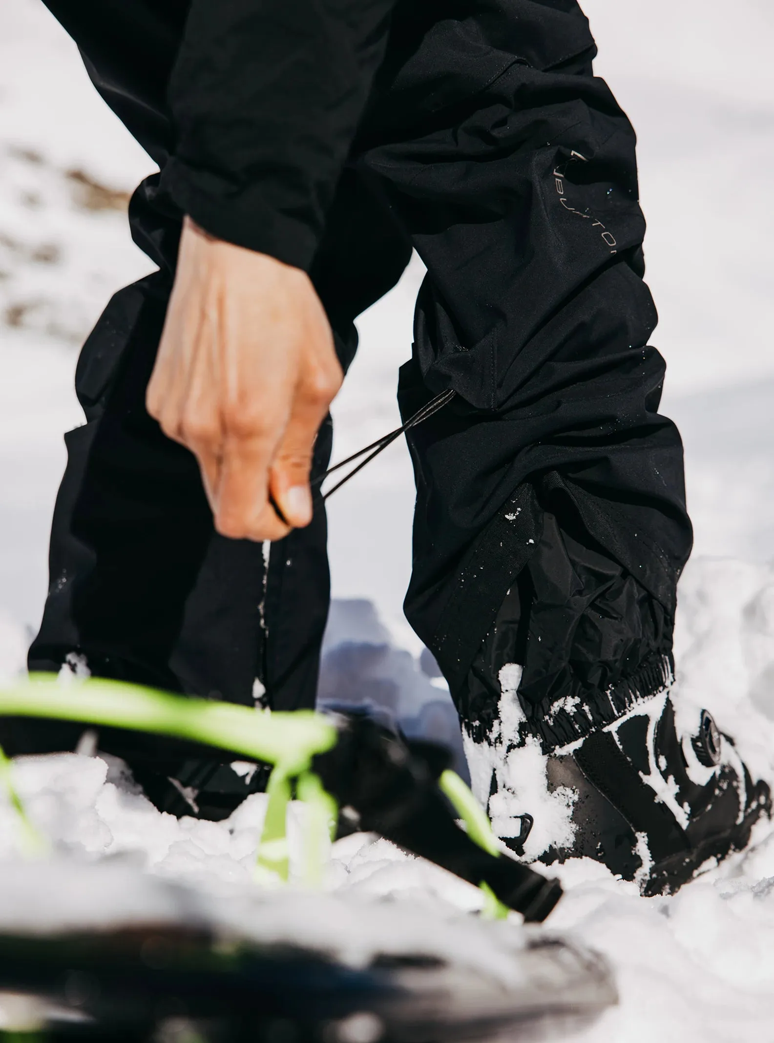 Burton [ak] Summit GORE-TEX Insulated Pants Womens 2025 Black
