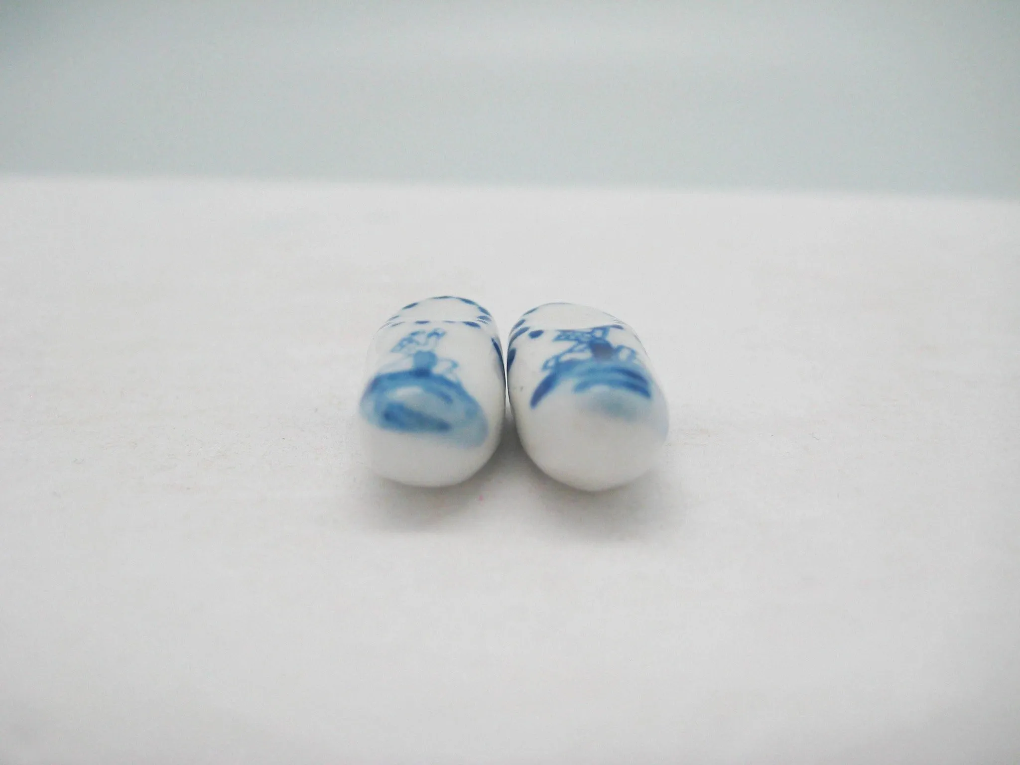 Ceramic Dutch Wooden Shoe Miniature Pair (.75")