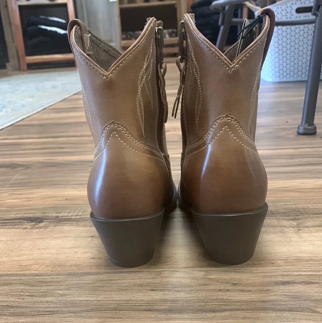 Darlin Western Boot