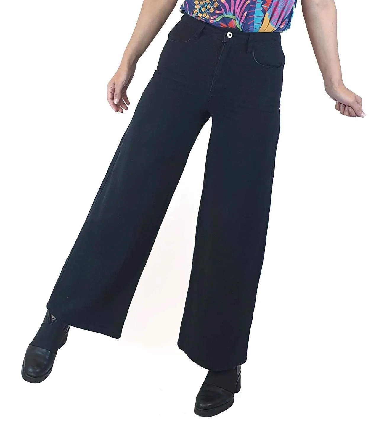 Dazie black wide leg jeans size 8