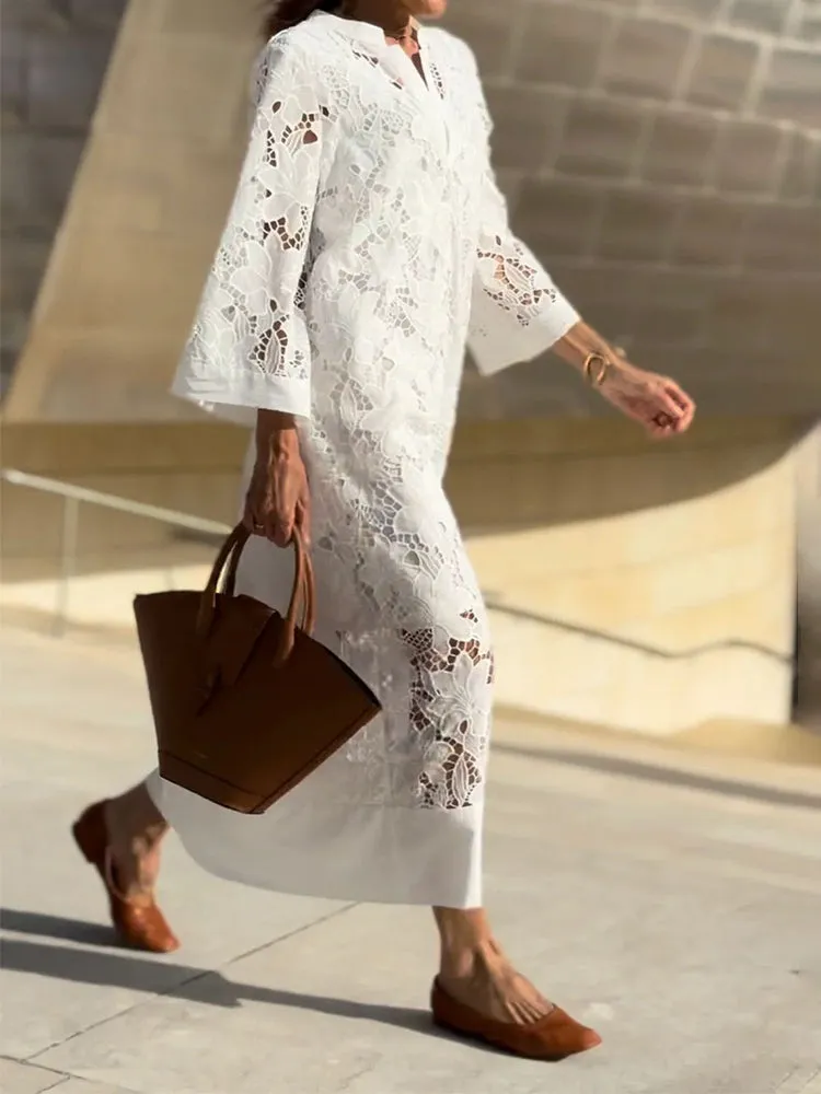 Isabella™ - Elegant Flowing Lace Dress