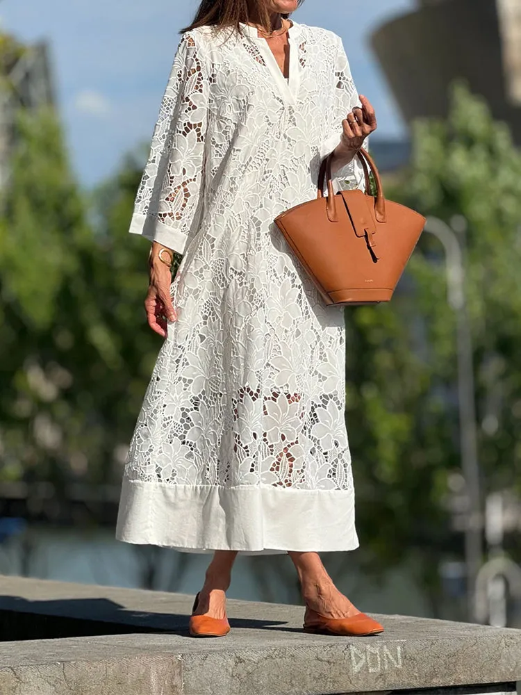 Isabella™ - Elegant Flowing Lace Dress