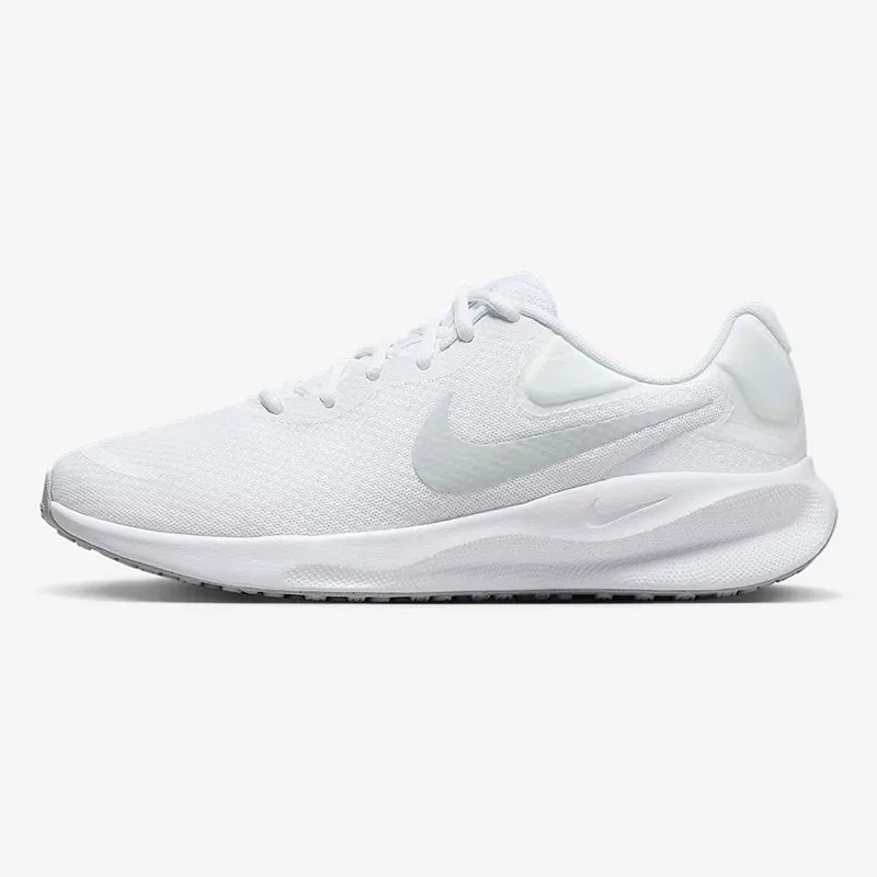 NIKE REVOLUTION 7