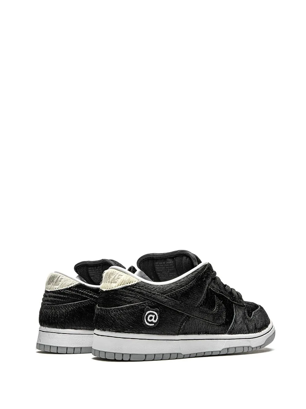 Nike SB Dunk Low sneakers