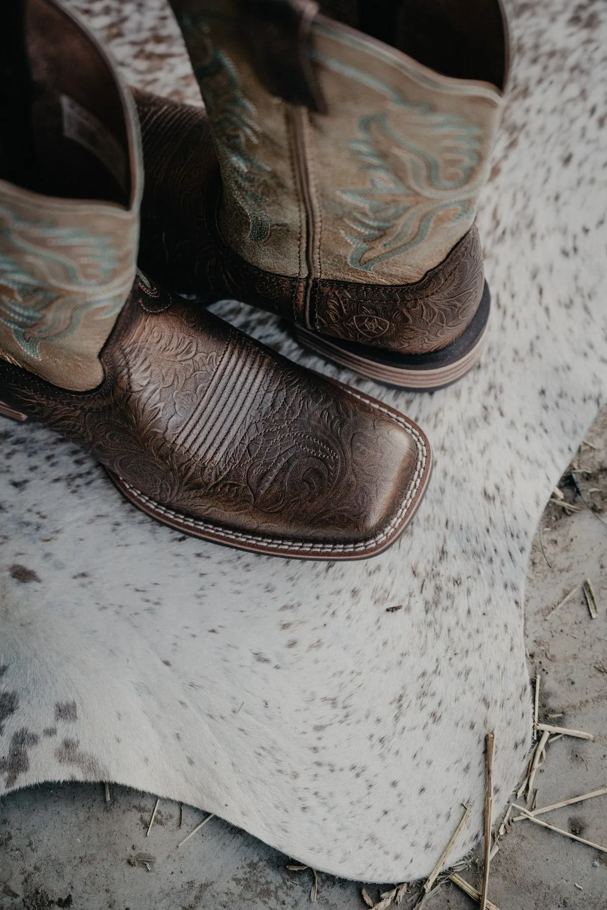 'Olena' Ariat Women's Cowboy Boot {Bronze Age} (Sizes 6 & 11 Only)