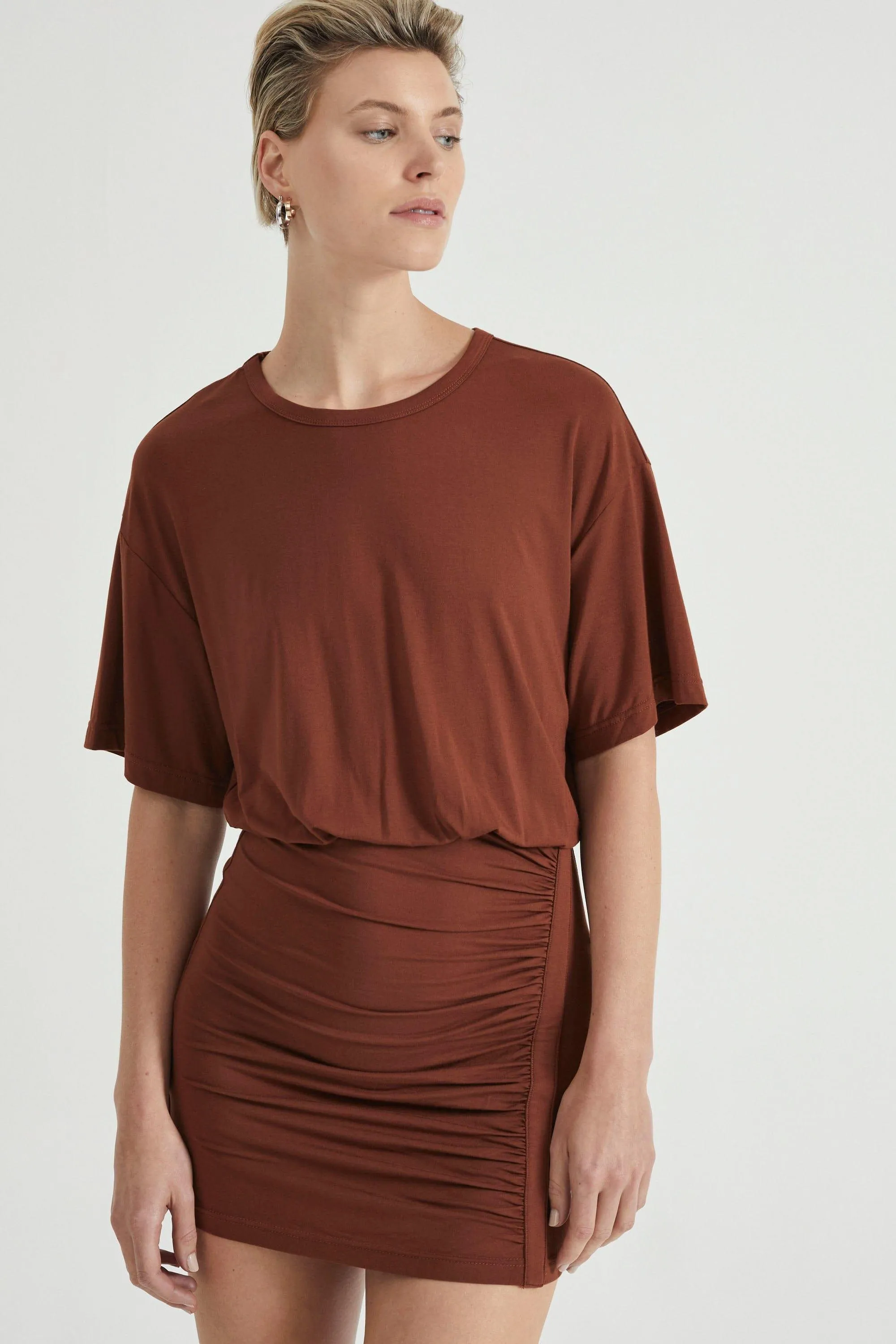 PUSH PULL TEE DRESS | CINNAMON
