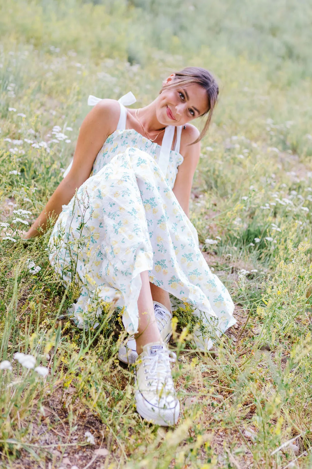Rosie Ribbon Tie Midi Dress in Floral