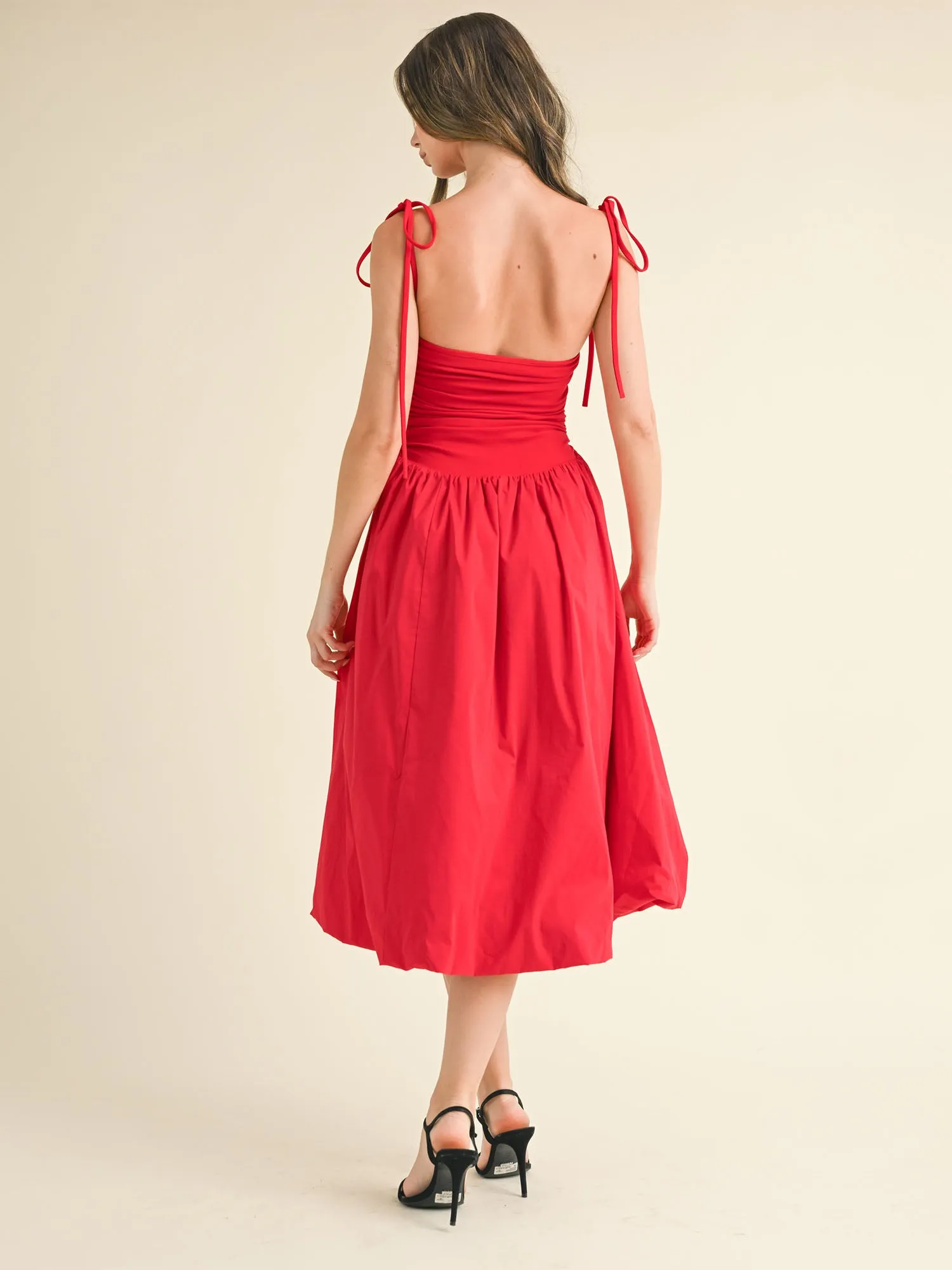 Shoulder Tie Side Drawstring Midi Bubble Dress