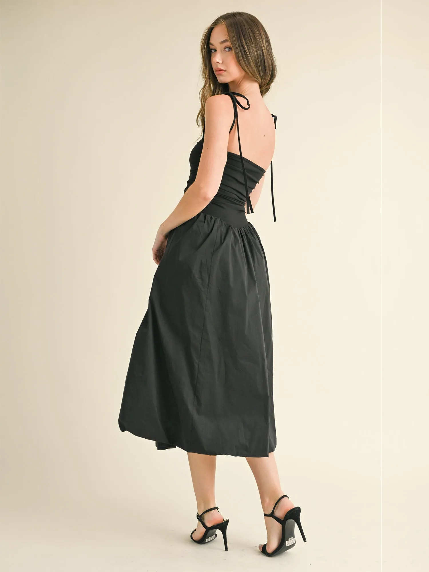 Shoulder Tie Side Drawstring Midi Bubble Dress