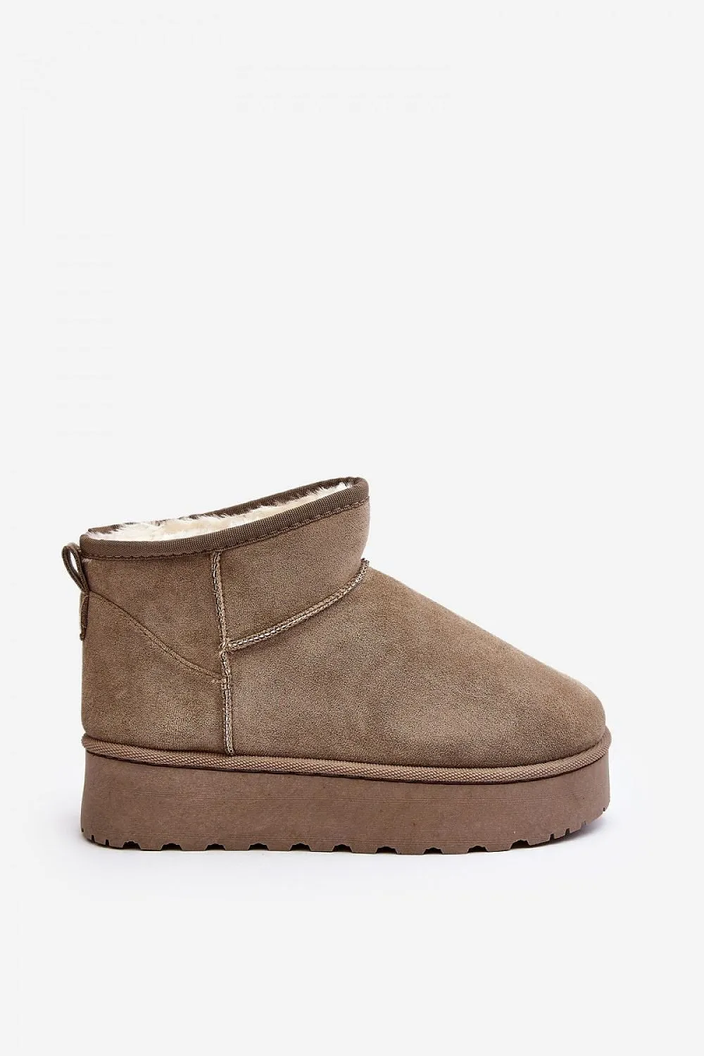 Snow boots