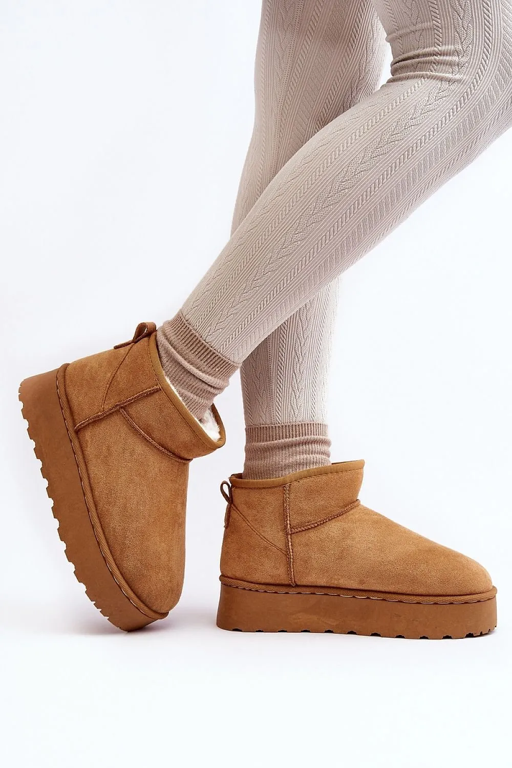 Snow boots