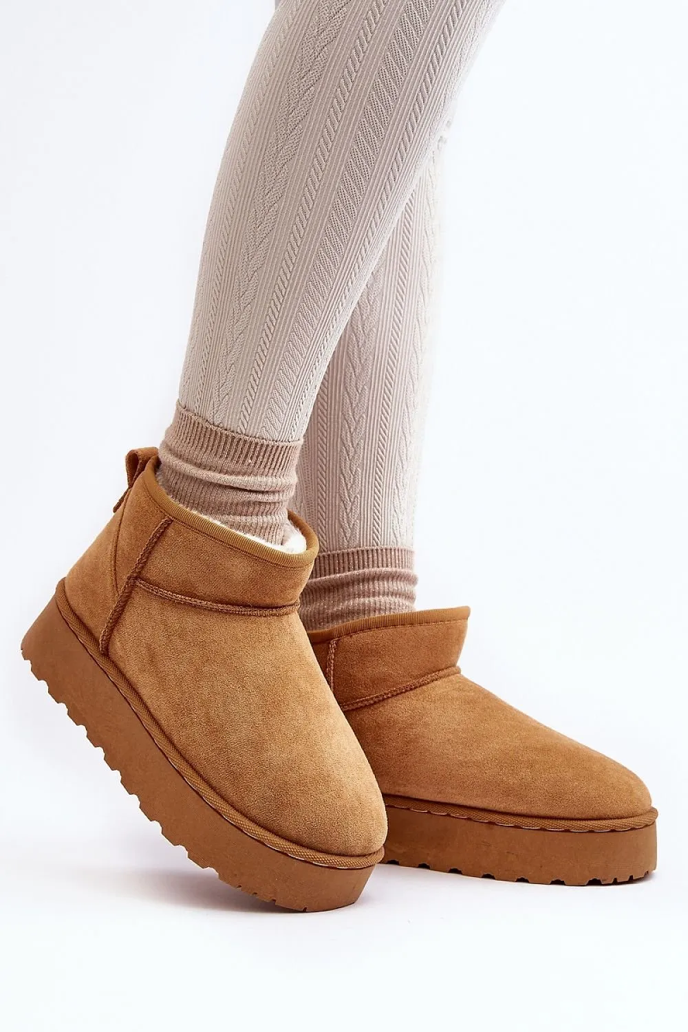 Snow boots