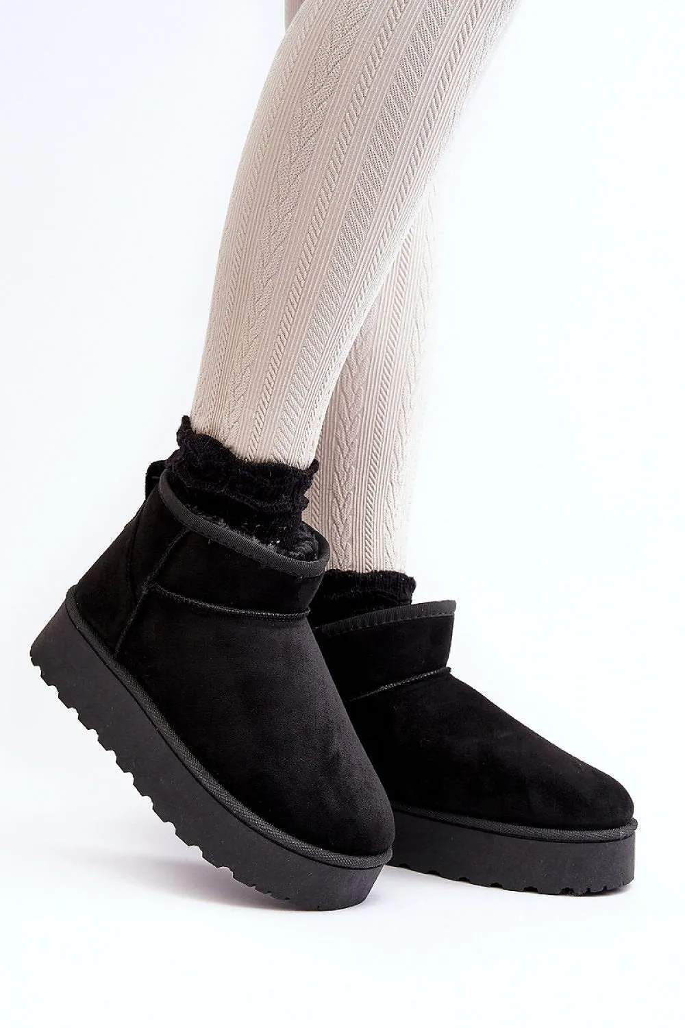 Snow boots