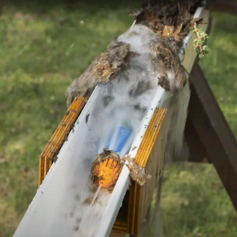 The Gutter Cleaning Tool Water Rocket Cleaning Nozzle