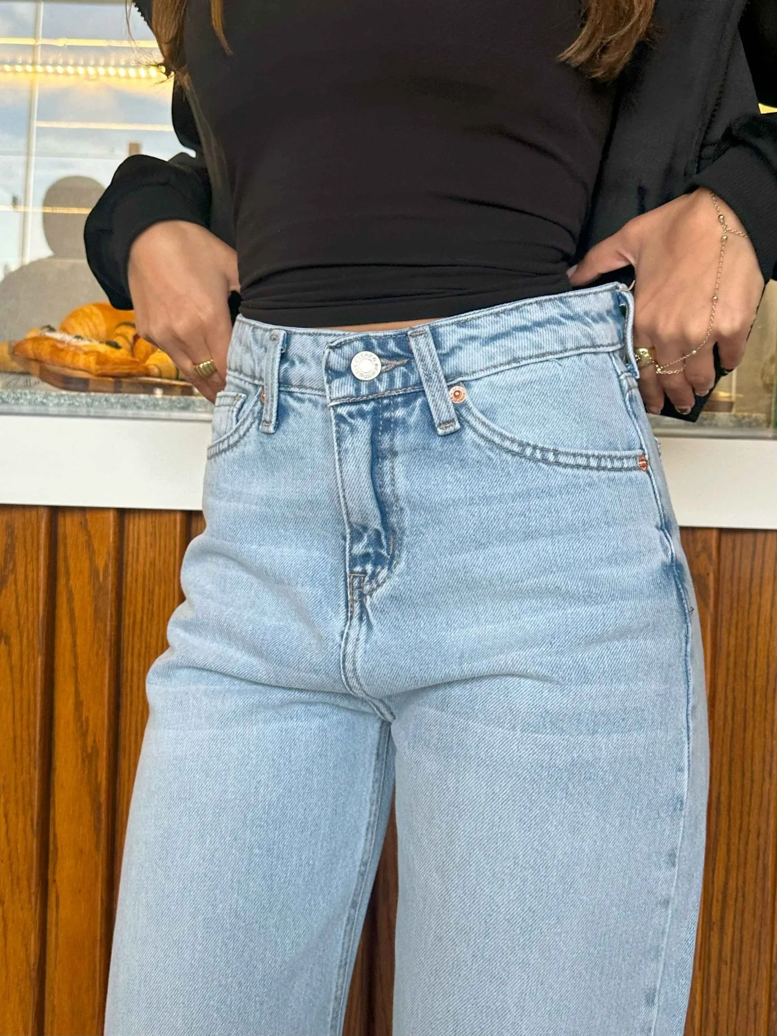 Wide Leg - Light Acid Blue Wash Jeans.
