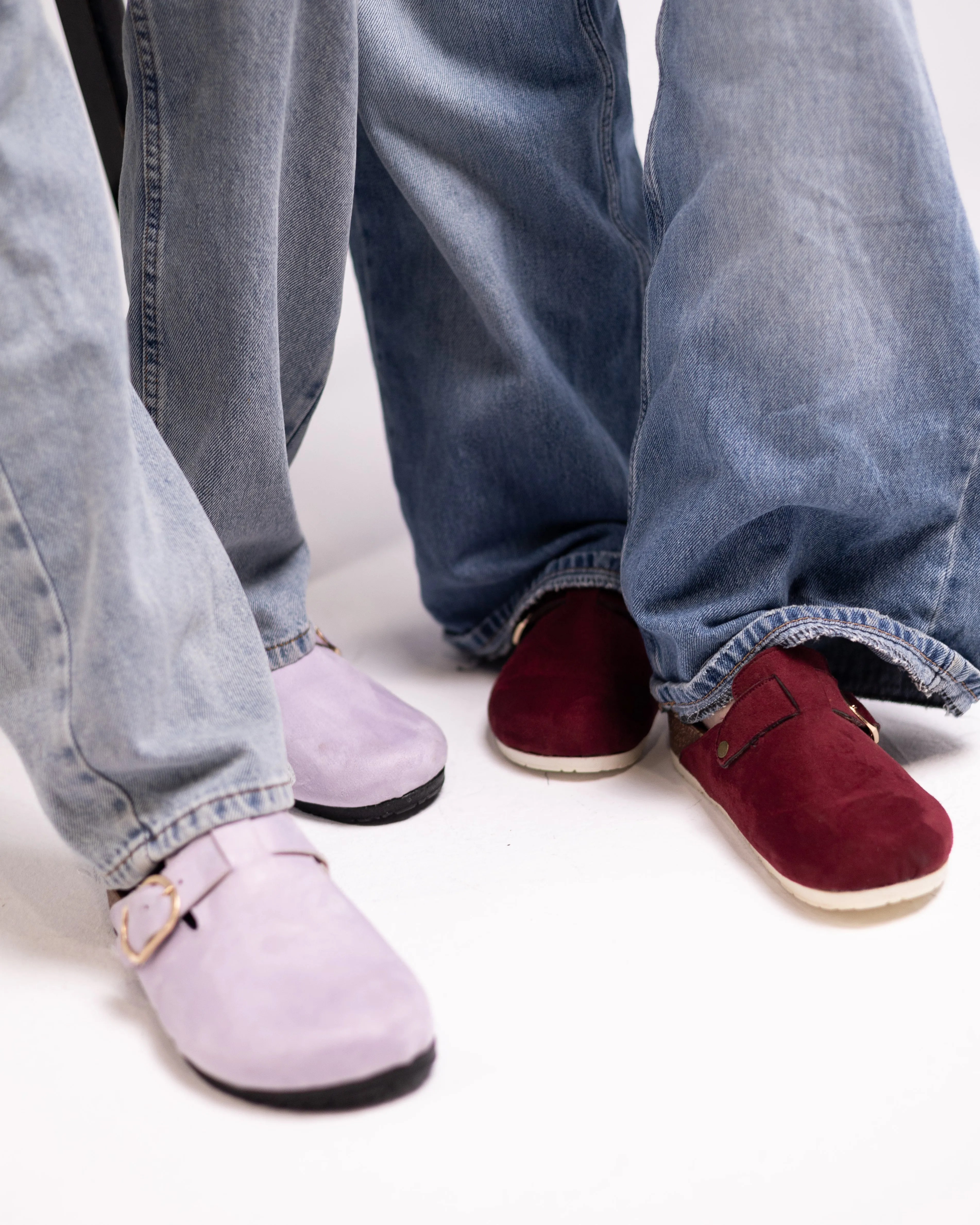 WOMEN'S BURGUNDY VELVET CLOGS